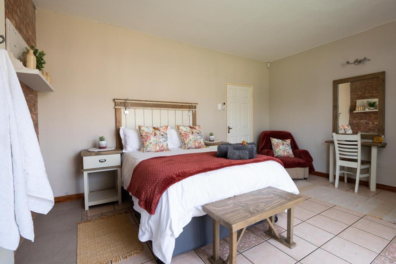 Opstal Gastehuis Potchefstroom Esterno foto