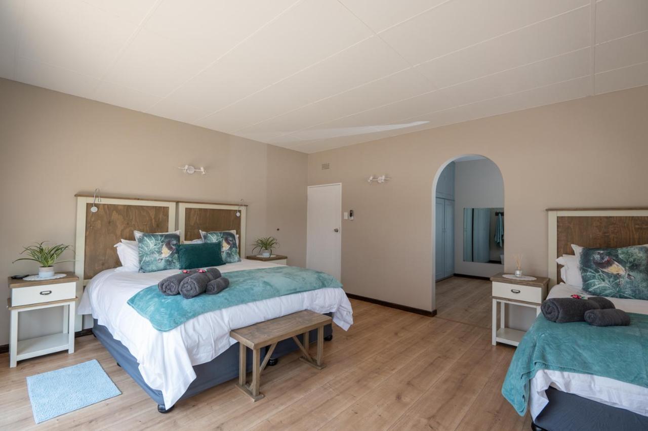 Opstal Gastehuis Potchefstroom Esterno foto